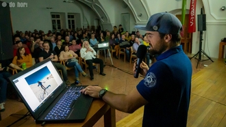 Koncepto reklamní agentura a grafické studio – festival DOHOR!