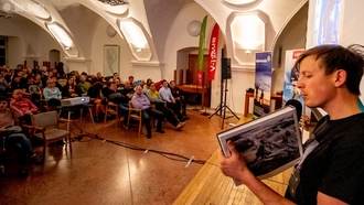 Koncepto reklamní agentura a grafické studio – festival DOHOR!